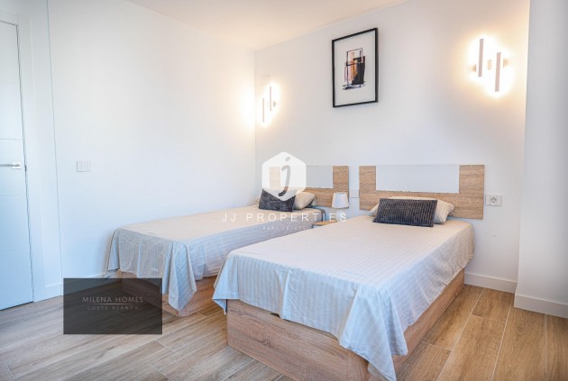 Tweedehands - Appartement / flat -
Torrevieja - Punta prima