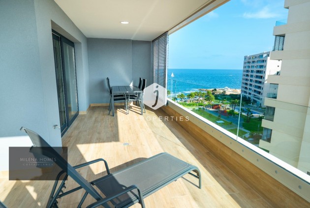 Tweedehands - Appartement / flat -
Torrevieja - Punta prima