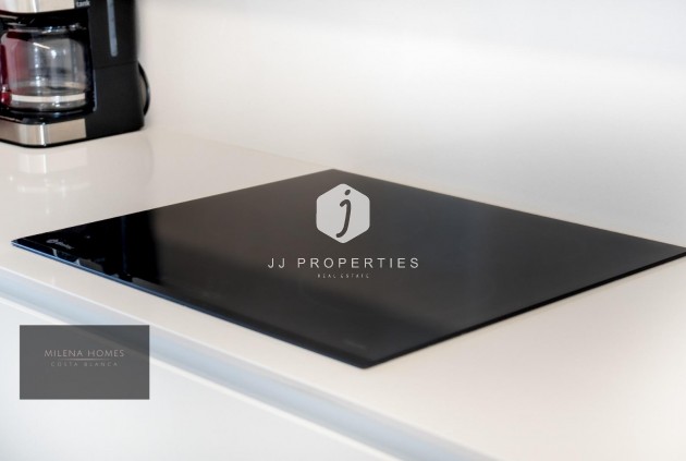 Tweedehands - Appartement / flat -
Torrevieja - Punta prima