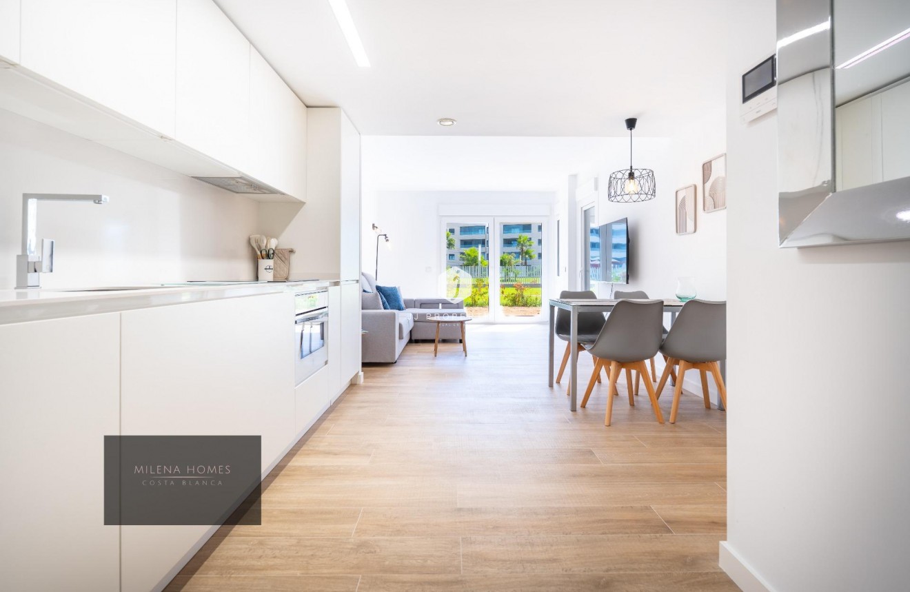 Tweedehands - Appartement / flat -
Torrevieja - Punta prima