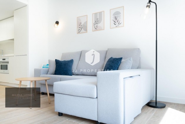 Tweedehands - Appartement / flat -
Torrevieja - Punta prima