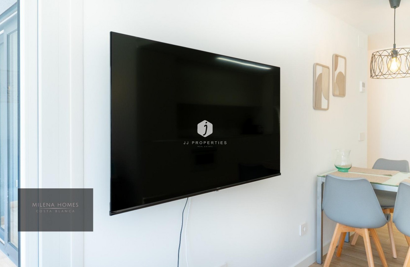 Tweedehands - Appartement / flat -
Torrevieja - Punta prima