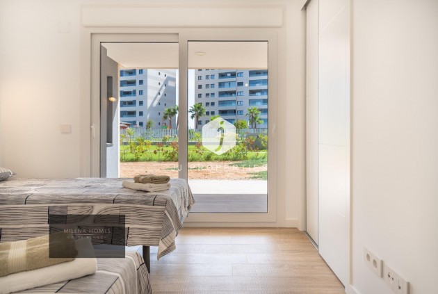 Tweedehands - Appartement / flat -
Torrevieja - Punta prima