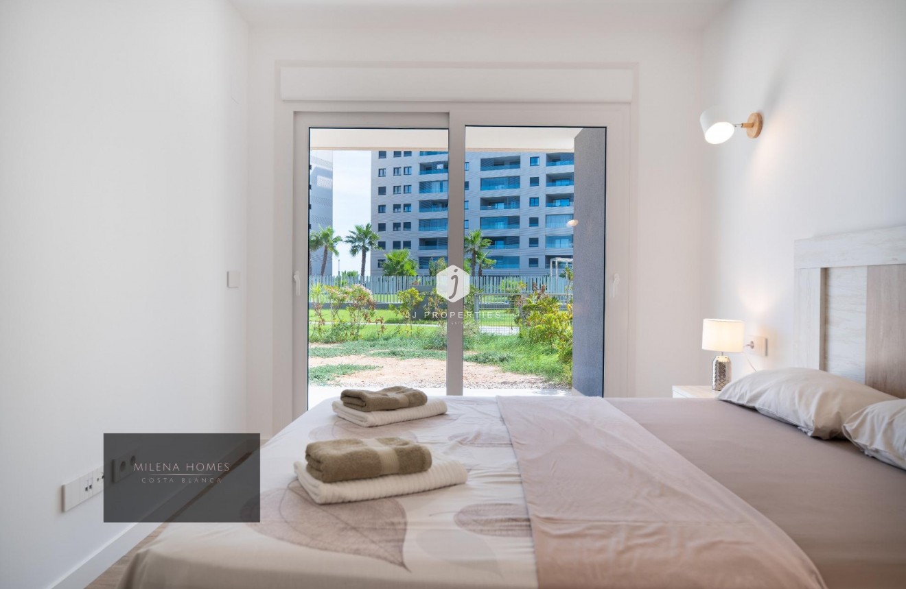 Tweedehands - Appartement / flat -
Torrevieja - Punta prima