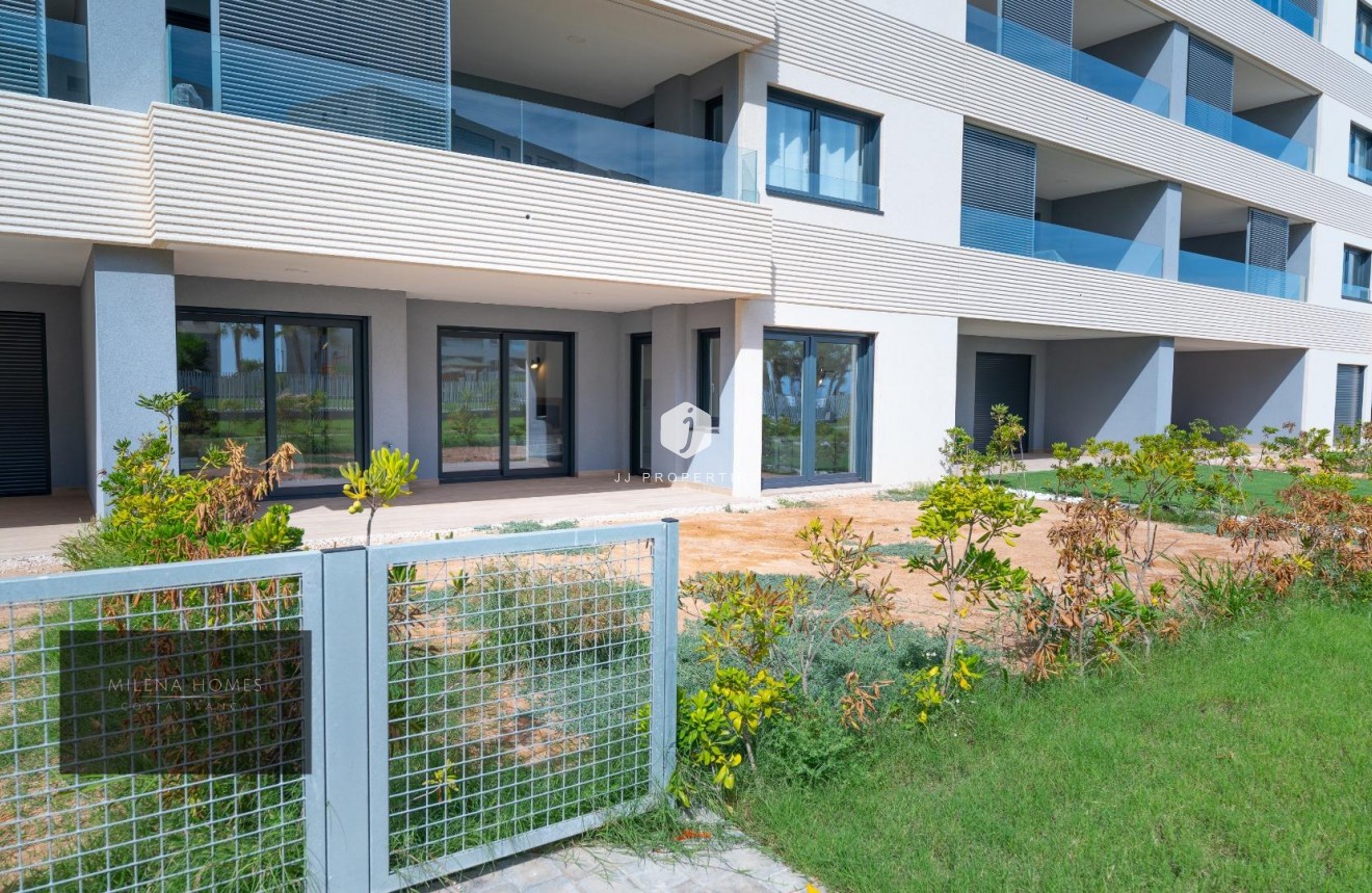 Tweedehands - Appartement / flat -
Torrevieja - Punta prima