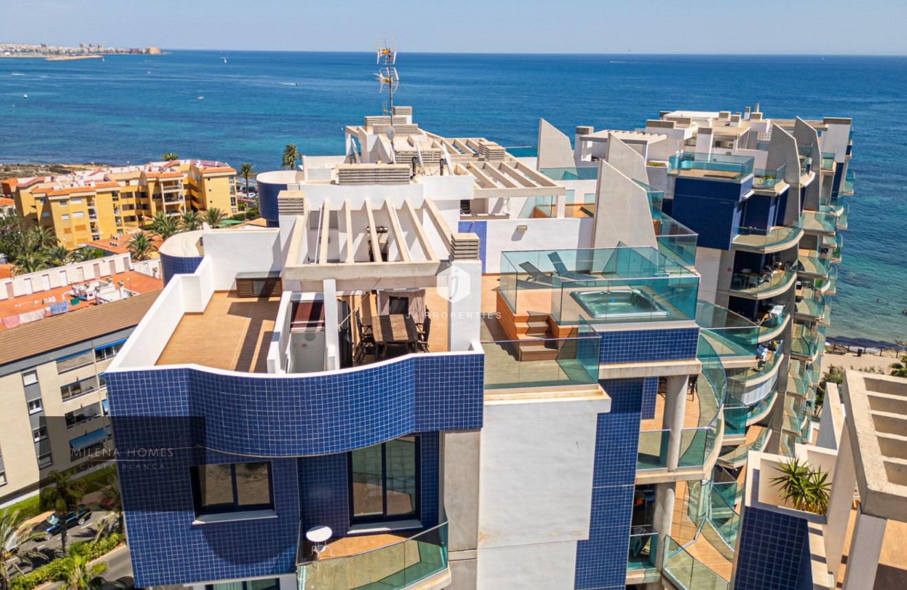 Tweedehands - Penthouse -
Torrevieja - Punta prima