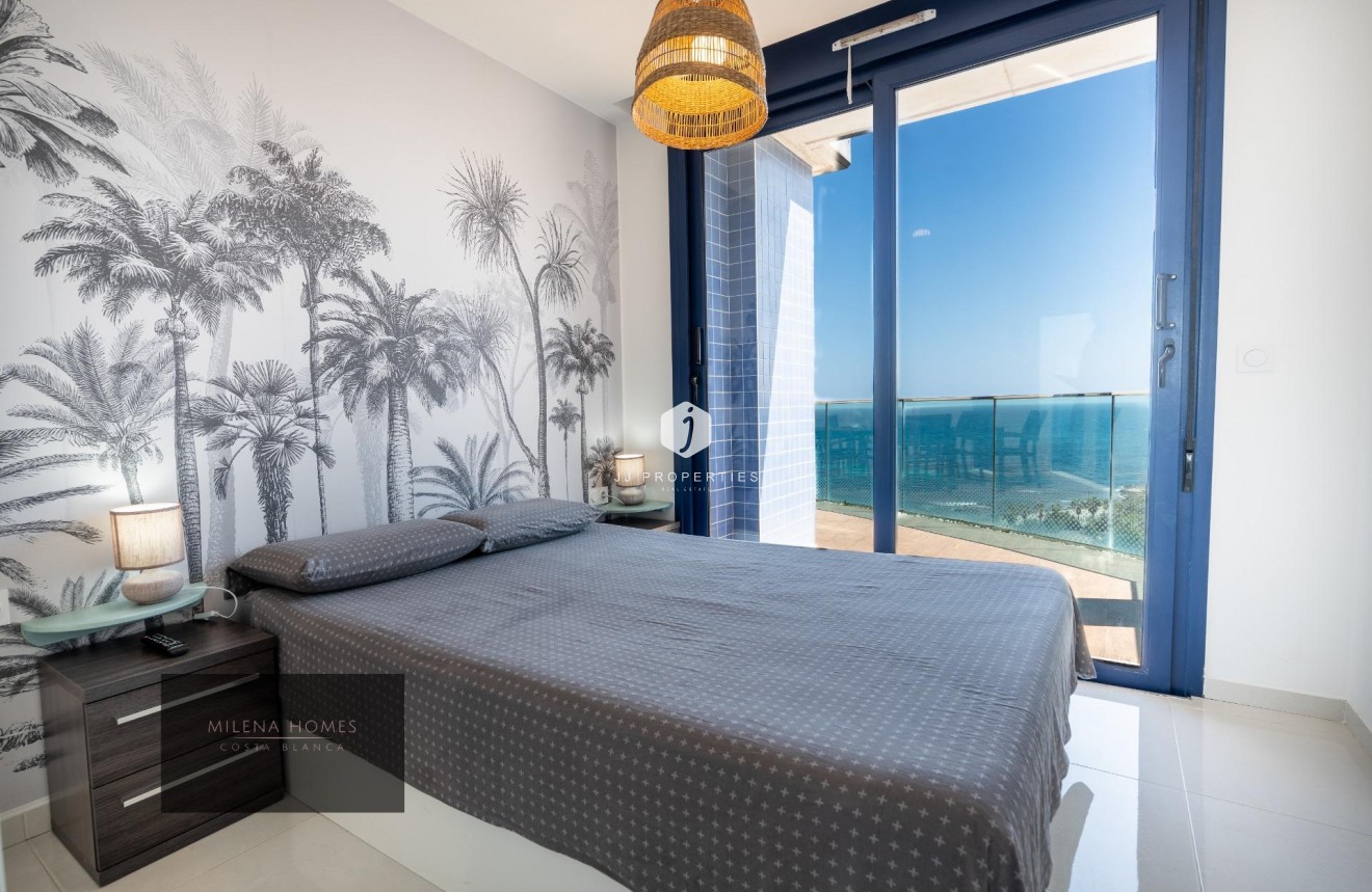 Tweedehands - Penthouse -
Torrevieja - Punta prima