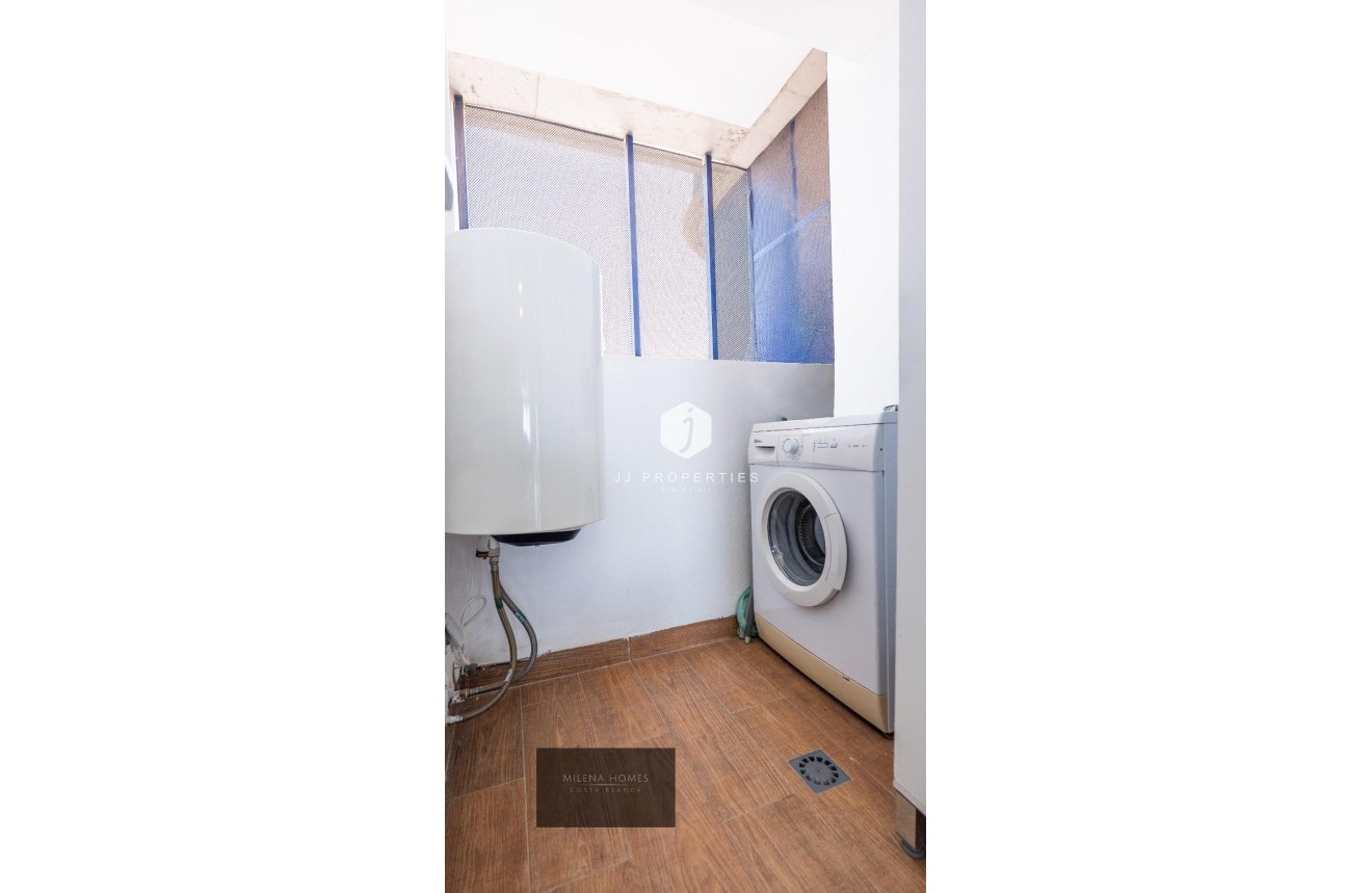 Tweedehands - Penthouse -
Torrevieja - Punta prima