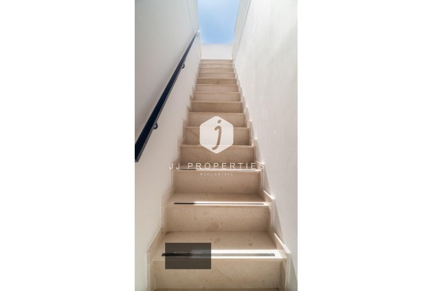 Tweedehands - Penthouse -
Torrevieja - Punta prima