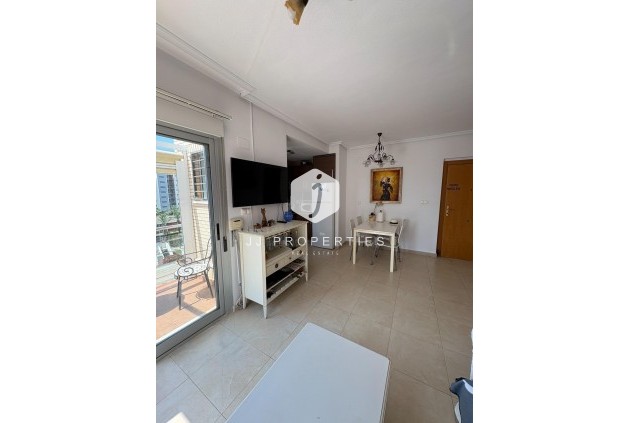 Tweedehands - Penthouse -
Torrevieja - Punta prima