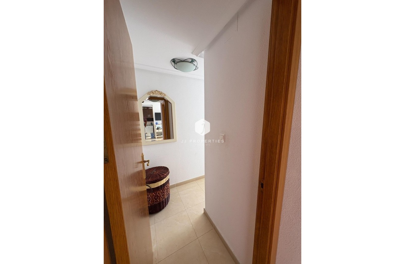 Tweedehands - Penthouse -
Torrevieja - Punta prima