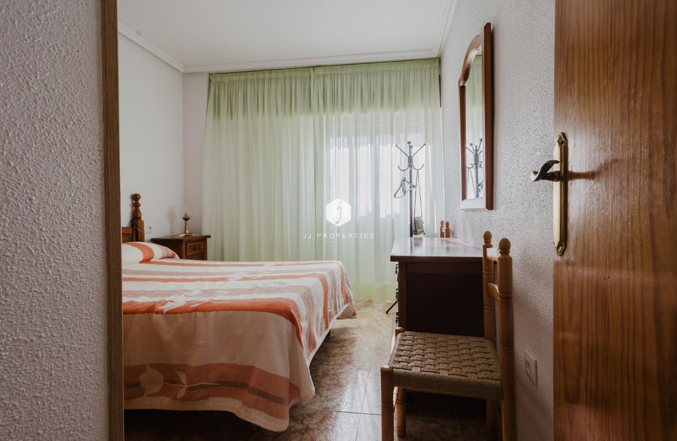 D'occasion - Appartement -
Torrevieja - Costa Blanca