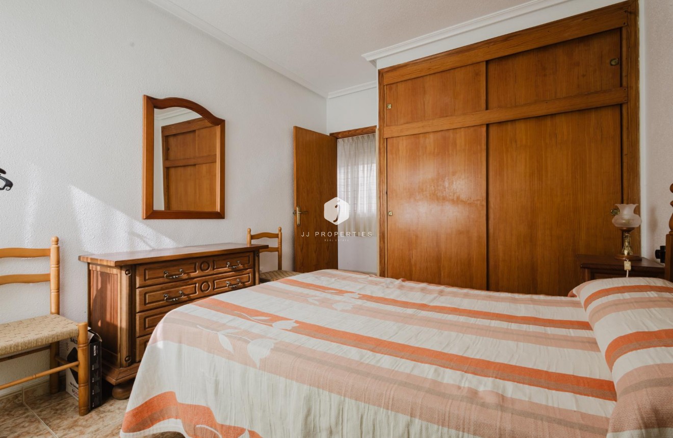 D'occasion - Appartement -
Torrevieja - Costa Blanca