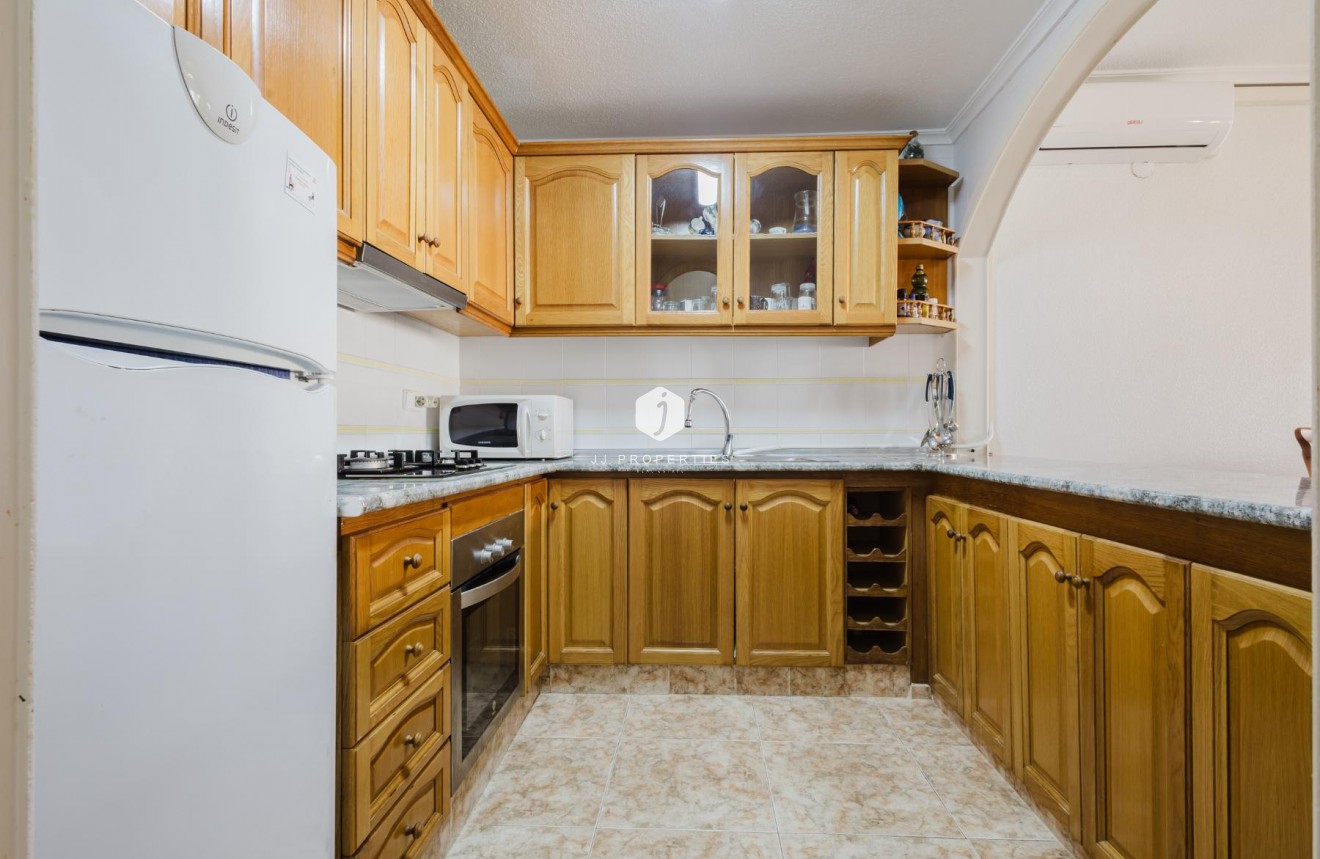 D'occasion - Appartement -
Torrevieja - Costa Blanca