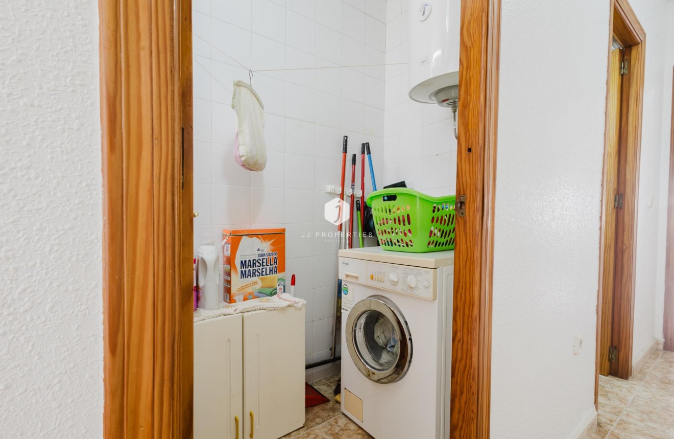 D'occasion - Appartement -
Torrevieja - Costa Blanca