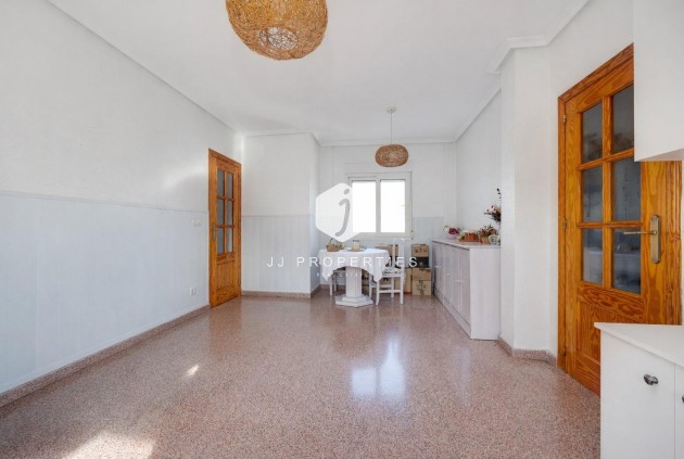 Tweedehands - Appartement / flat -
Torrevieja - Costa Blanca