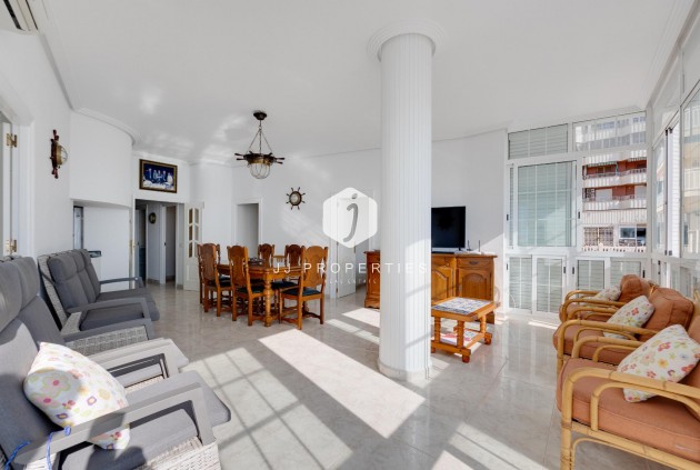 Tweedehands - Appartement / flat -
Torrevieja - Costa Blanca