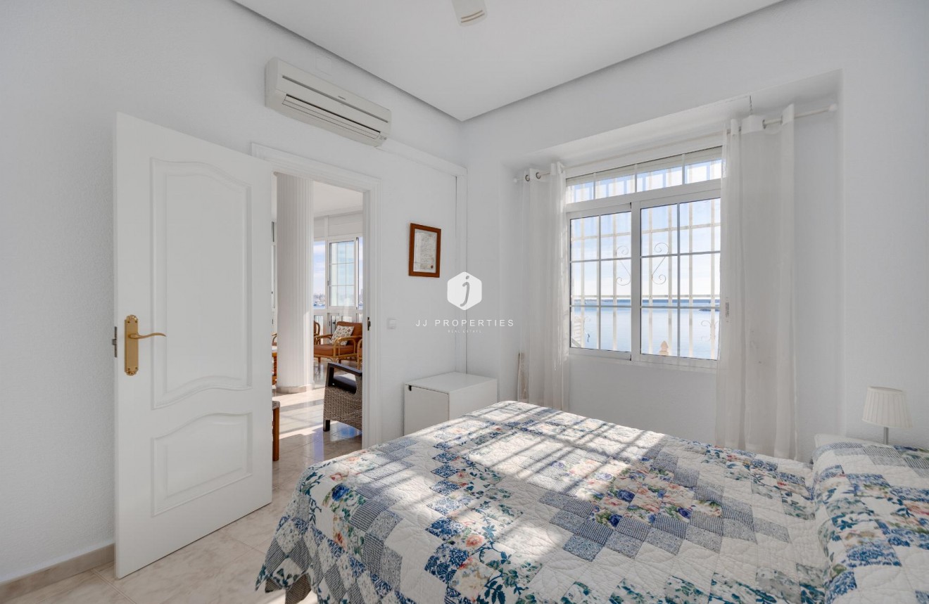 Tweedehands - Appartement / flat -
Torrevieja - Costa Blanca