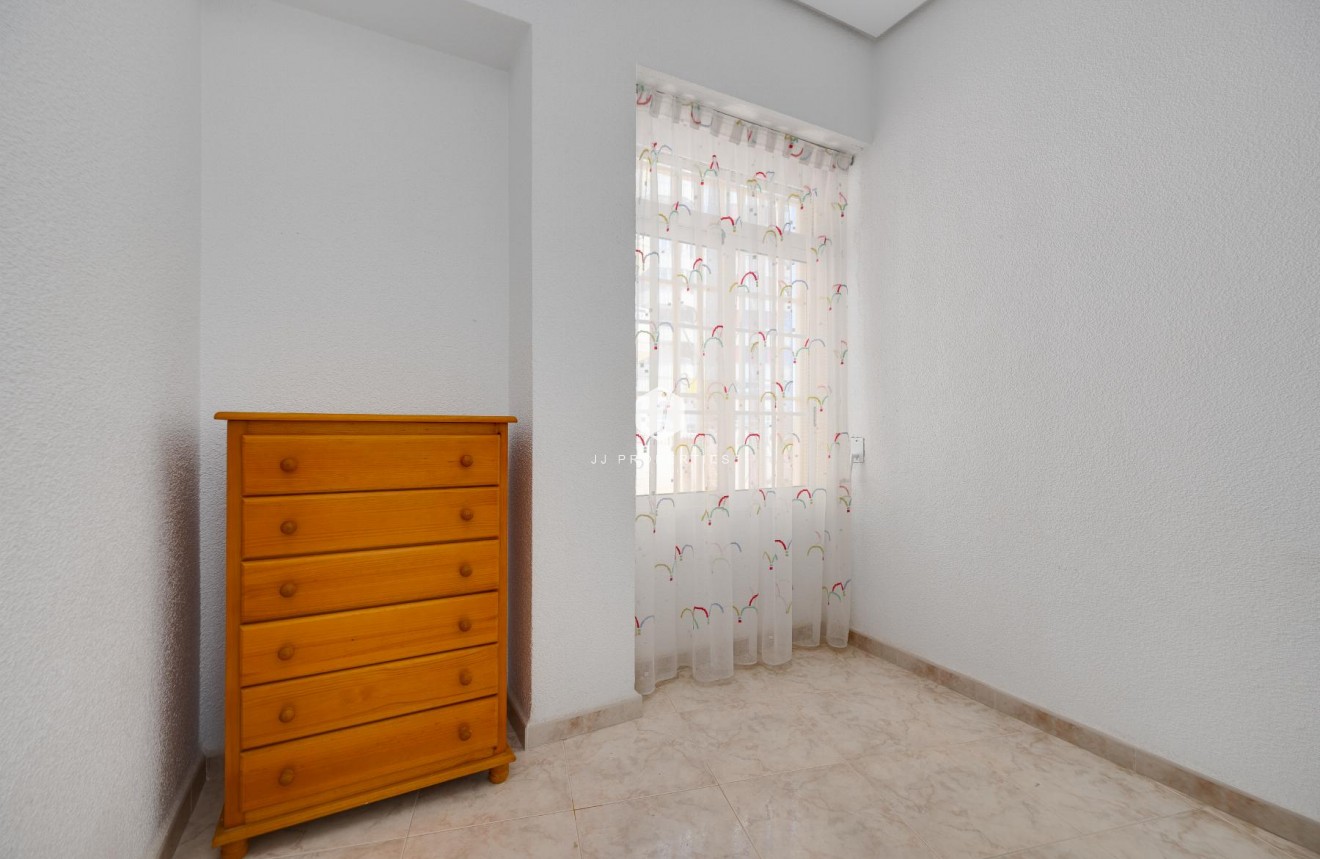 Tweedehands - Appartement / flat -
Torrevieja - Costa Blanca