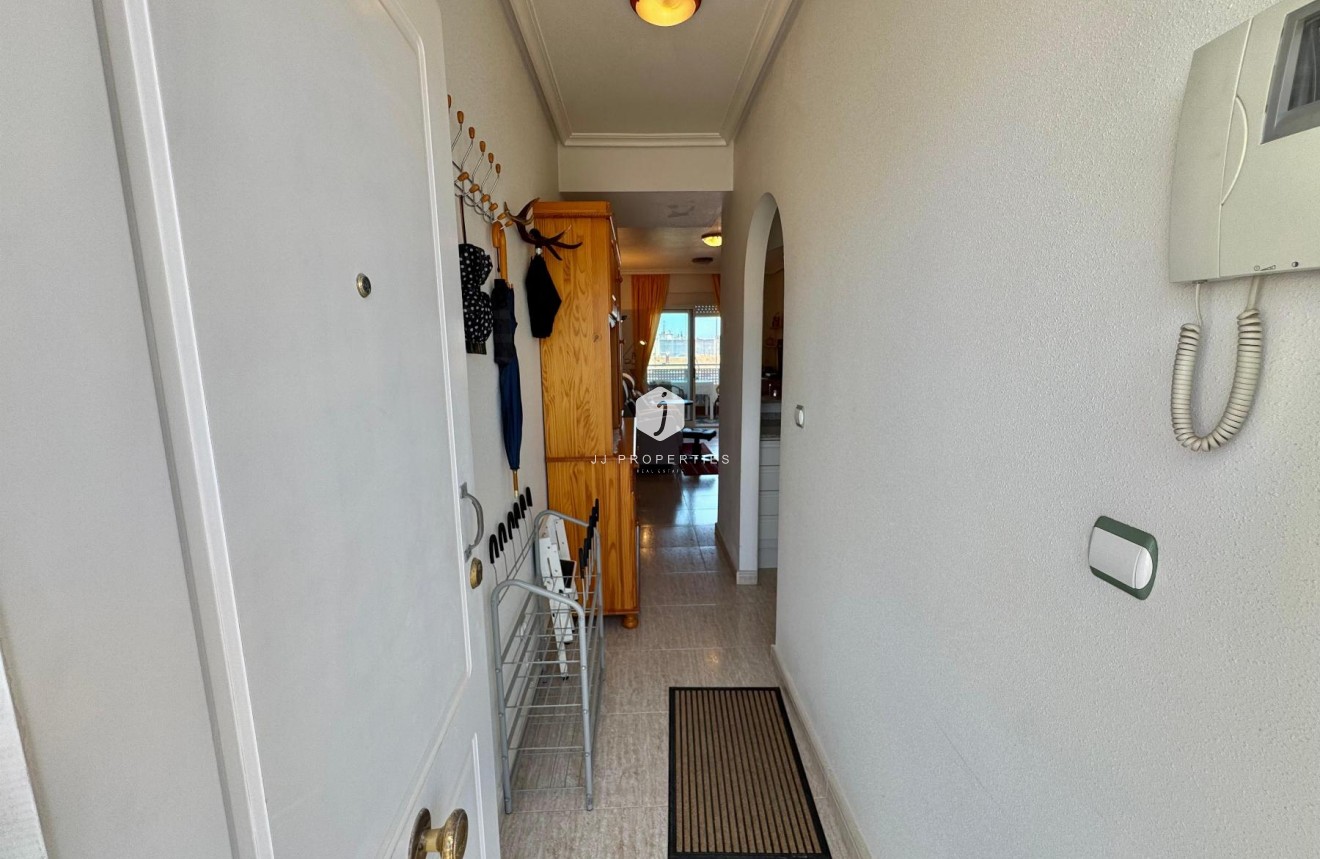 Tweedehands - Appartement / flat -
Almoradí - Inland