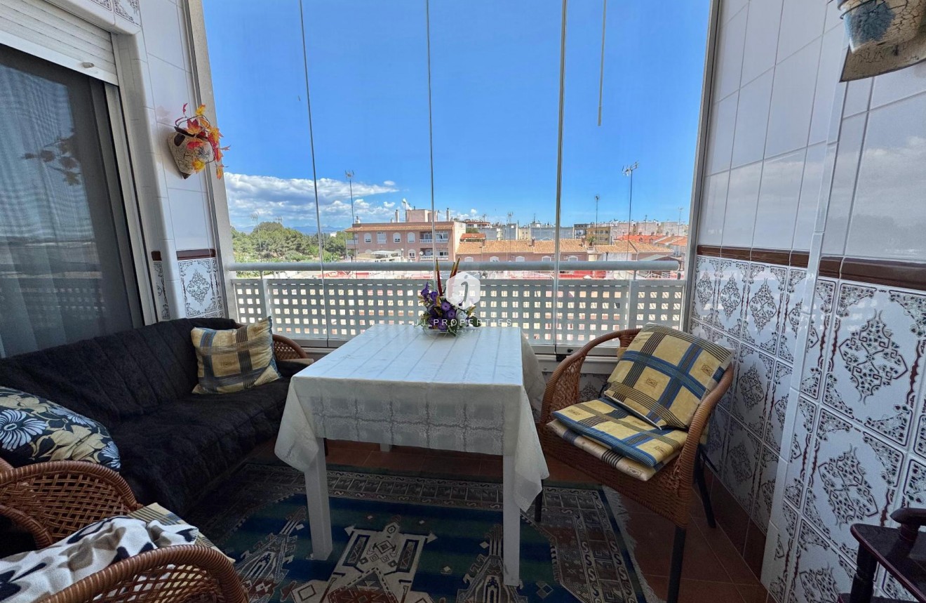 Tweedehands - Appartement / flat -
Almoradí - Inland