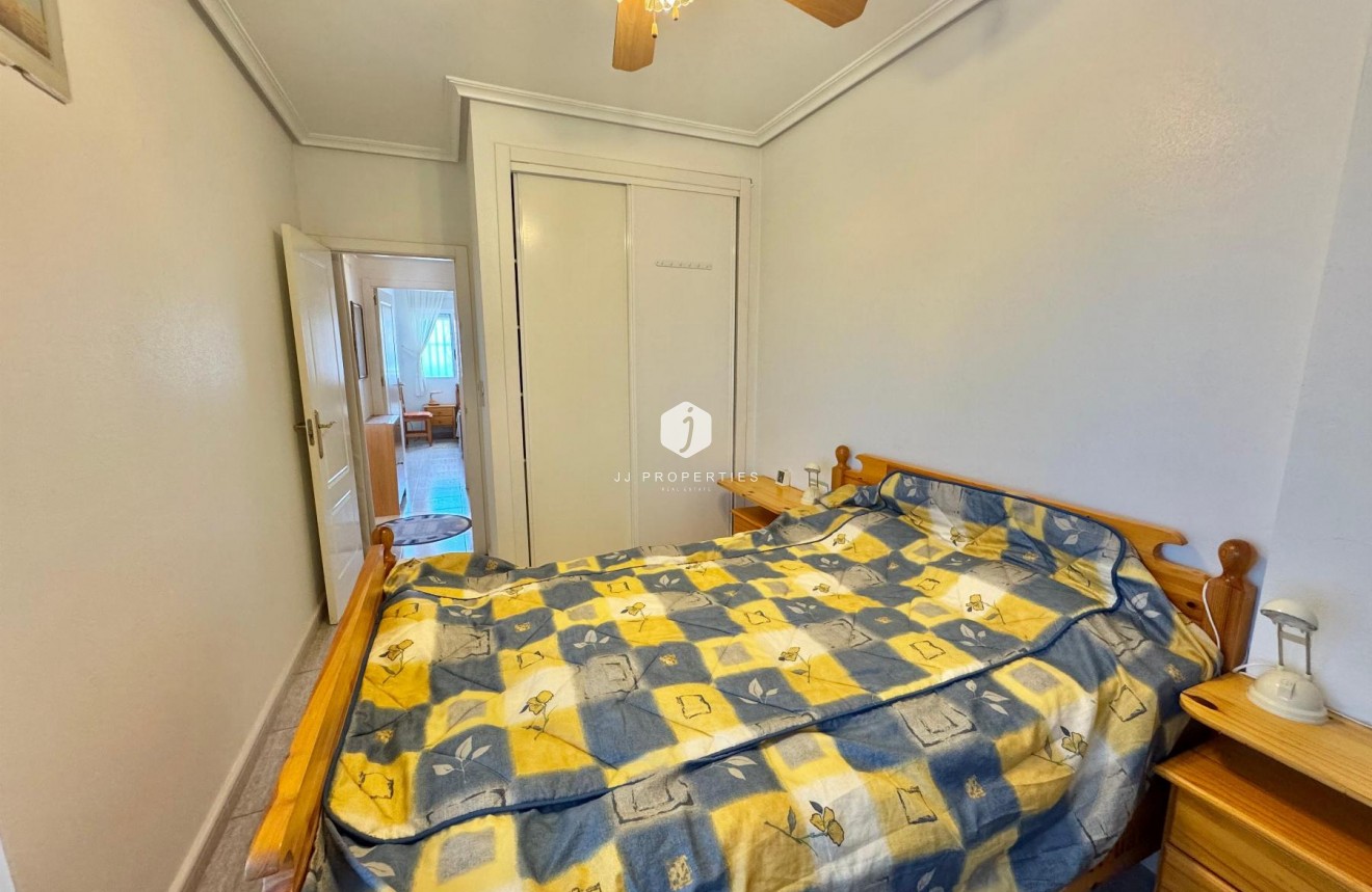 Tweedehands - Appartement / flat -
Almoradí - Inland