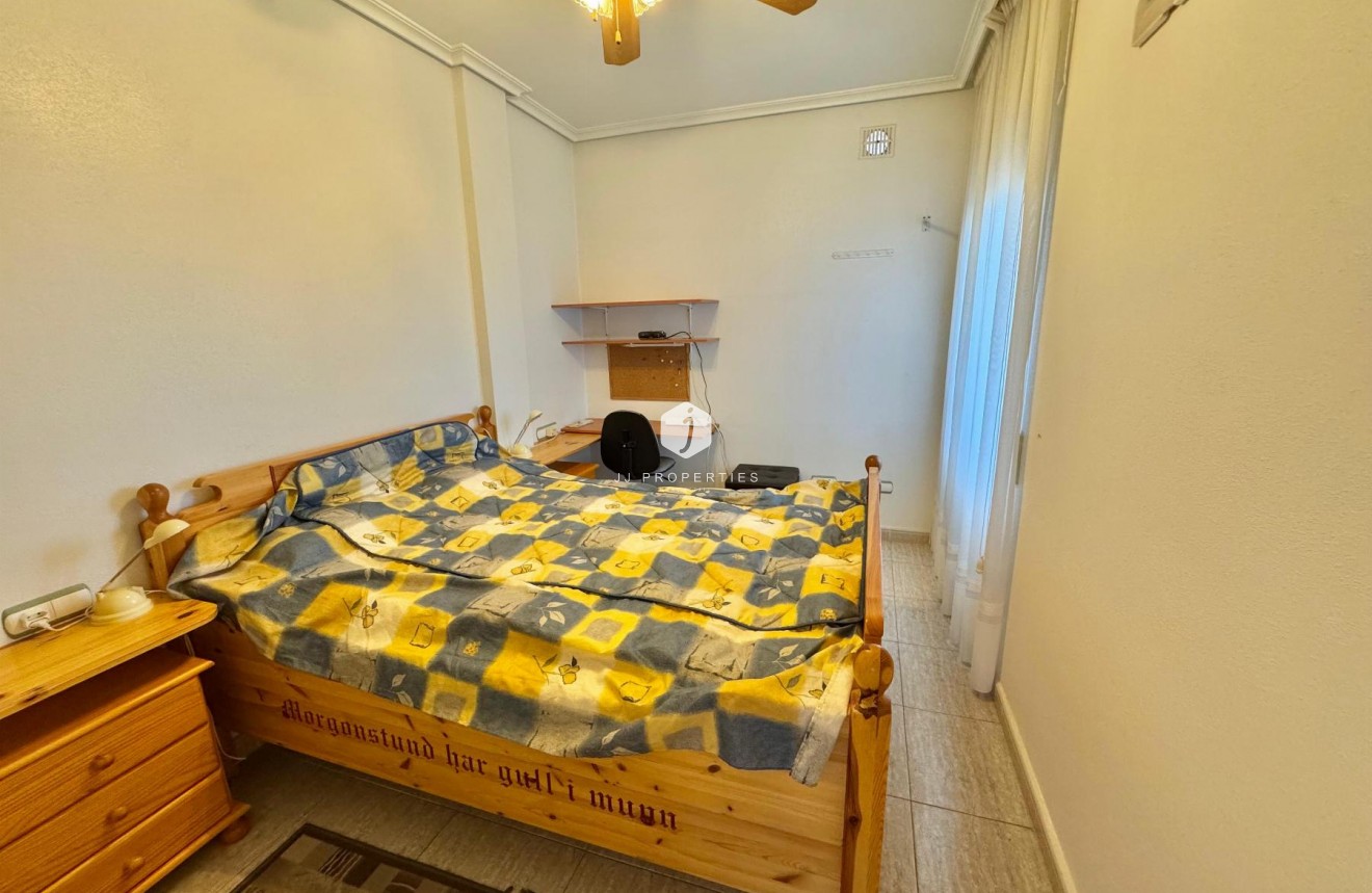 Tweedehands - Appartement / flat -
Almoradí - Inland