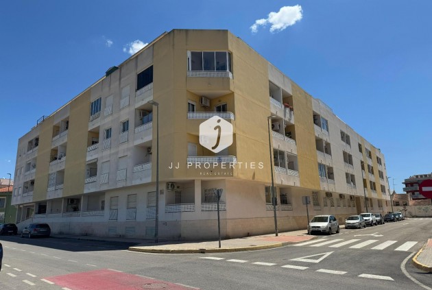 Tweedehands - Appartement / flat -
Almoradí - Inland