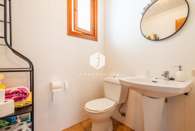 Z drugiej ręki - Mieszkanie w bloku -
Torrevieja - Costa Blanca