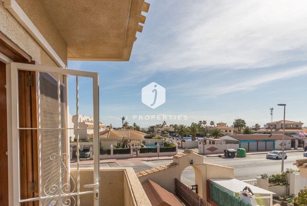 Z drugiej ręki - Szalet -
Orihuela Costa - Costa Blanca