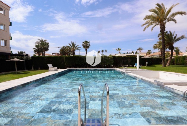 Tweedehands - Appartement / flat -
Torrevieja - Costa Blanca