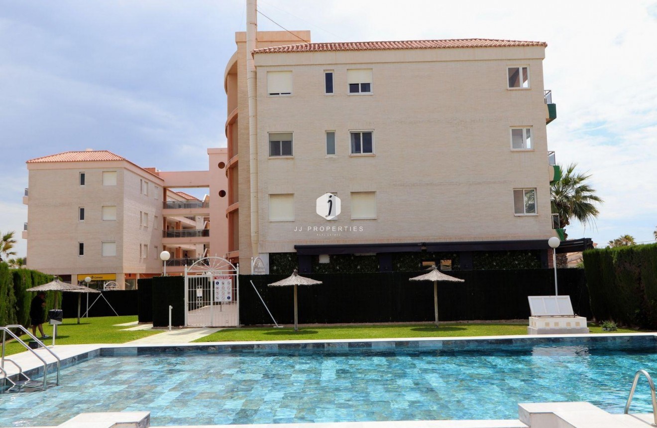 Tweedehands - Appartement / flat -
Torrevieja - Costa Blanca