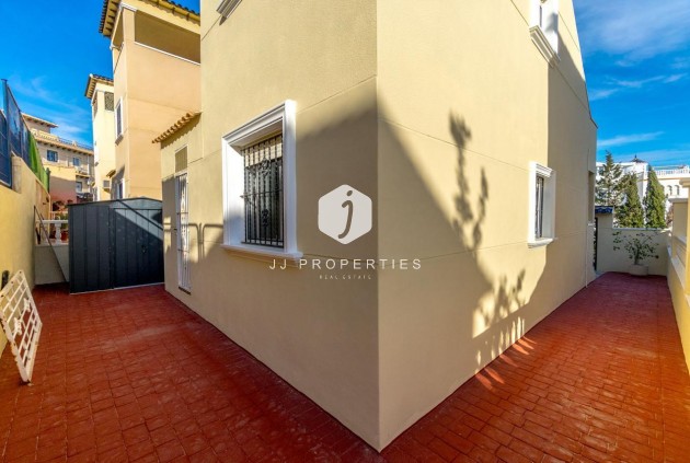 Z drugiej ręki - Szalet -
Orihuela Costa - Costa Blanca