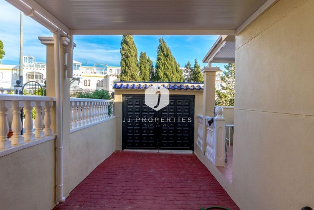 Z drugiej ręki - Szalet -
Orihuela Costa - Costa Blanca