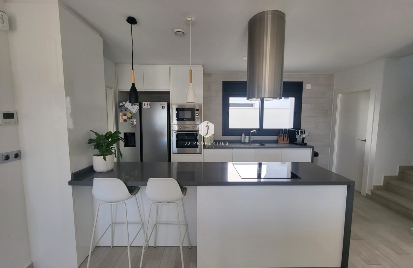 Tweedehands - Chalet -
Daya Vieja - Costa Blanca