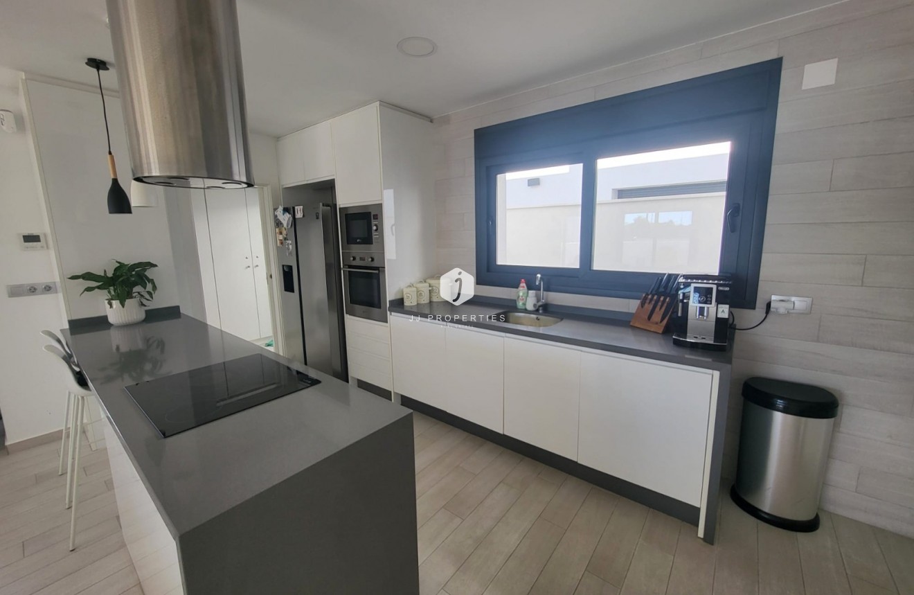 Tweedehands - Chalet -
Daya Vieja - Costa Blanca