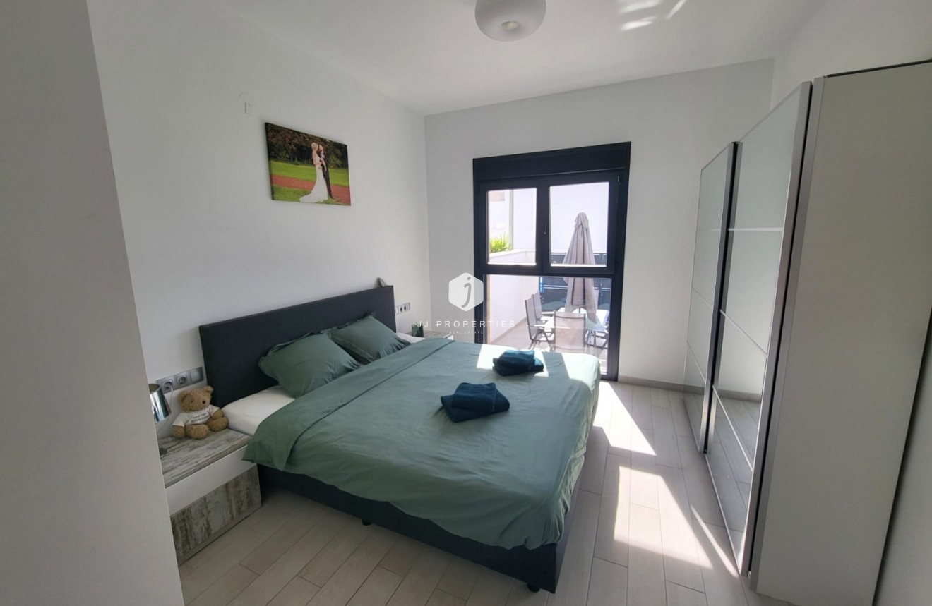 Tweedehands - Chalet -
Daya Vieja - Costa Blanca