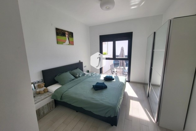 Tweedehands - Chalet -
Daya Vieja - Costa Blanca