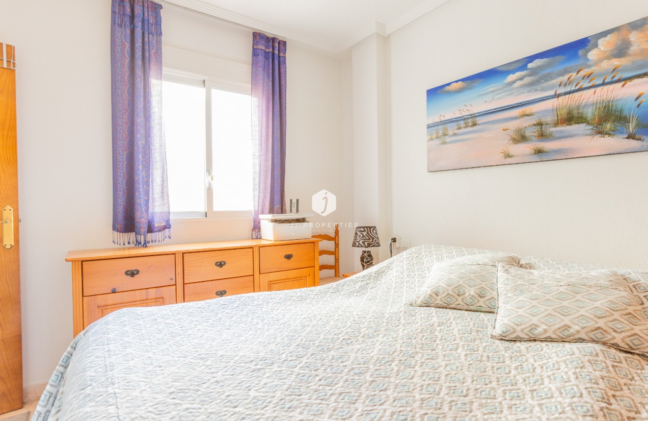 Tweedehands - Appartement / flat -
Torrevieja - Costa Blanca