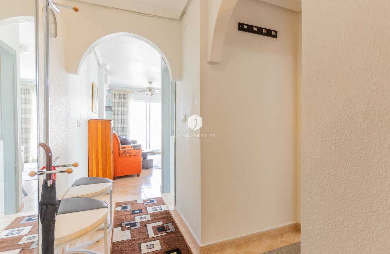 Tweedehands - Appartement / flat -
Torrevieja - Costa Blanca