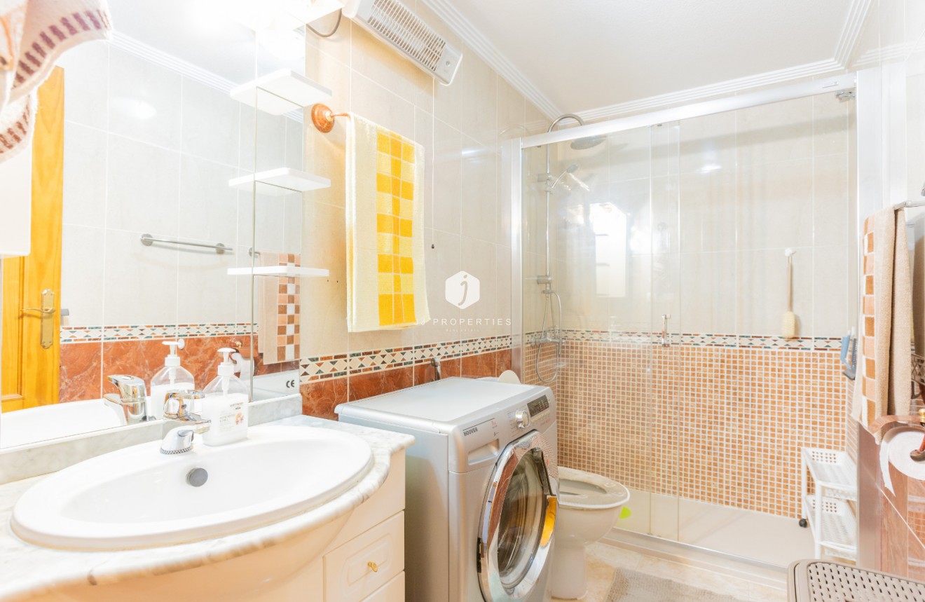 Tweedehands - Appartement / flat -
Torrevieja - Costa Blanca