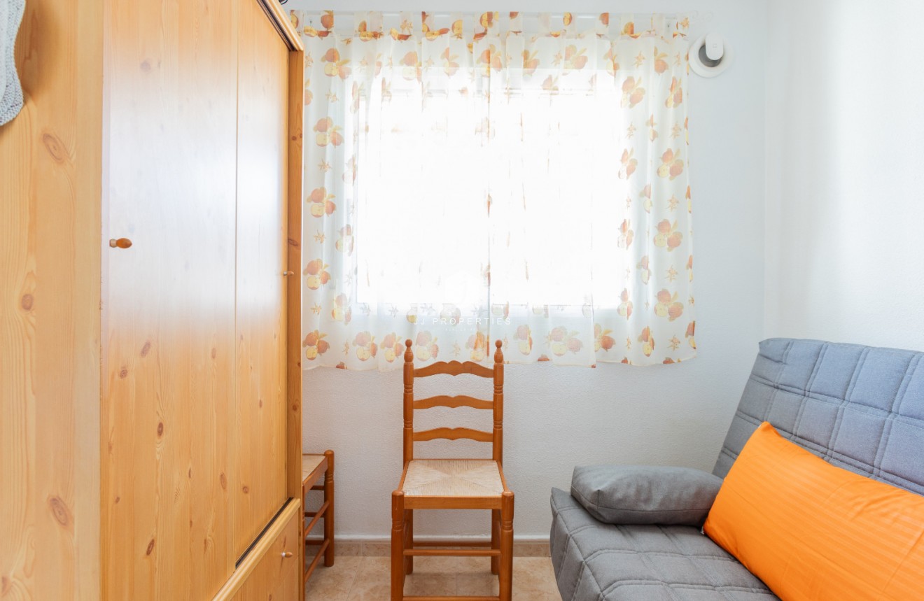 Tweedehands - Appartement / flat -
Torrevieja - Costa Blanca