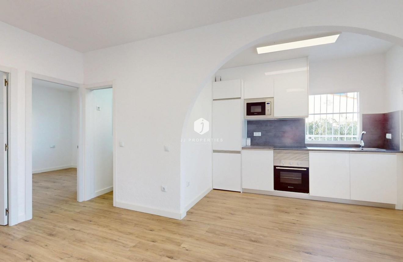 Tweedehands - Bungalow -
Orihuela Costa - Costa Blanca