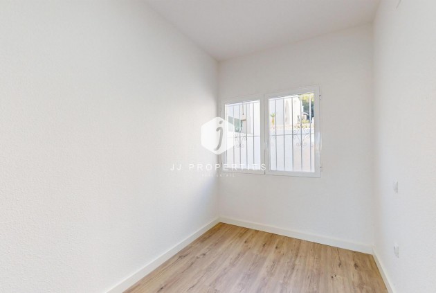 Tweedehands - Bungalow -
Orihuela Costa - Costa Blanca