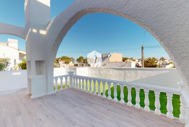 Tweedehands - Bungalow -
Orihuela Costa - Costa Blanca