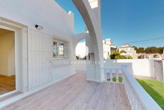 Tweedehands - Bungalow -
Orihuela Costa - Costa Blanca