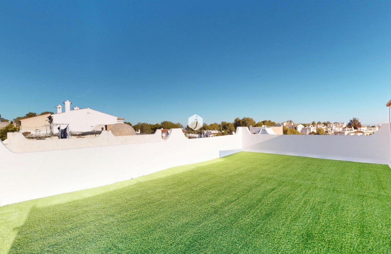 Tweedehands - Bungalow -
Orihuela Costa - Costa Blanca