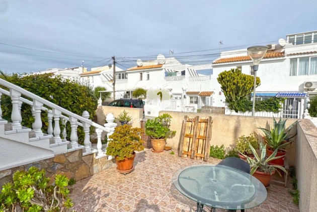 Tweedehands - Chalet -
San Miguel de Salinas - Inland