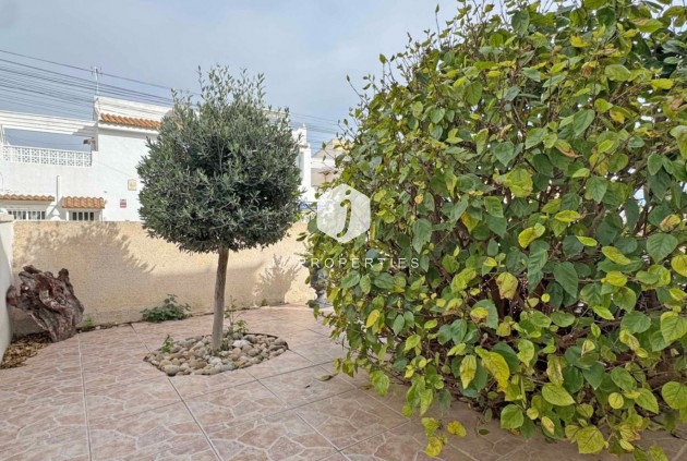 Tweedehands - Chalet -
San Miguel de Salinas - Inland