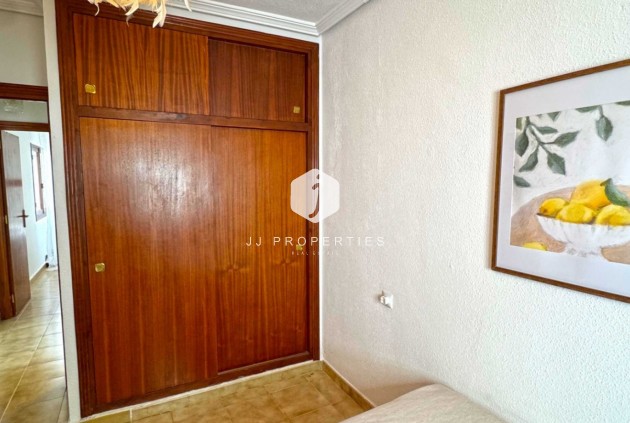 Tweedehands - Chalet -
San Miguel de Salinas - Inland